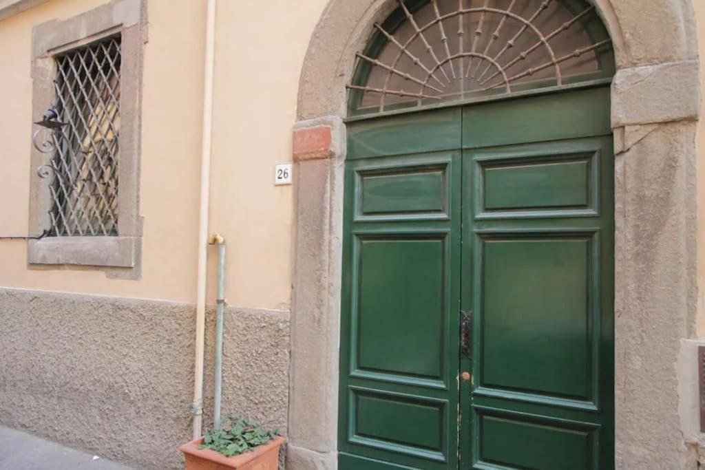 Mansarda Nel Cuore Di Livorno Exterior photo